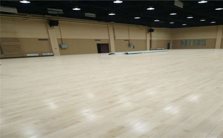 福州柞木運(yùn)動(dòng)木地板都有哪些品牌