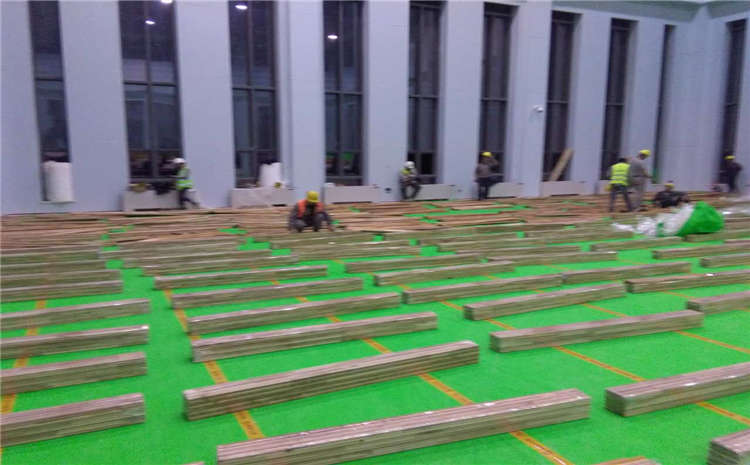 常用的籃球地板價(jià)格是多少