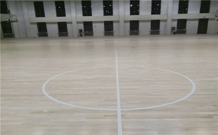 專業(yè)的籃球場木地板廠家哪家好？