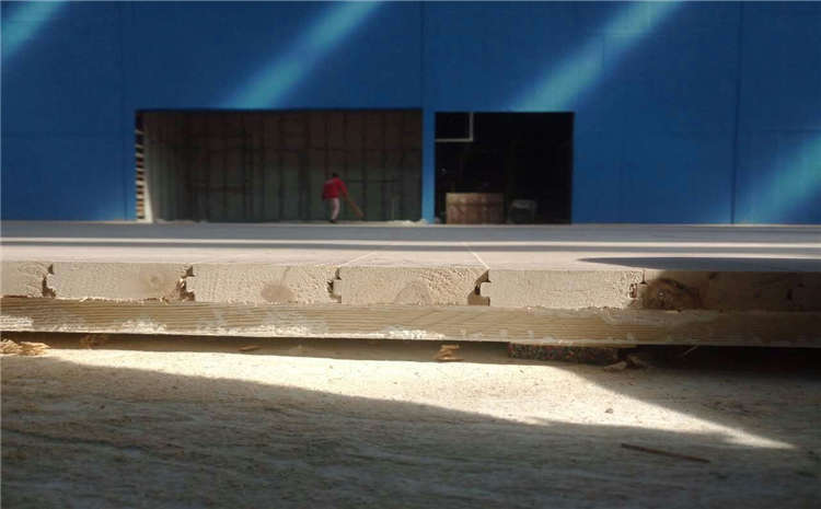 運動木地板養護重在細節