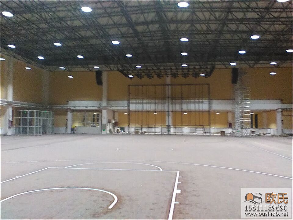 哈密電廠職工活動中心運動木地板案例 哈密電廠職工活動中心運動木地板案例