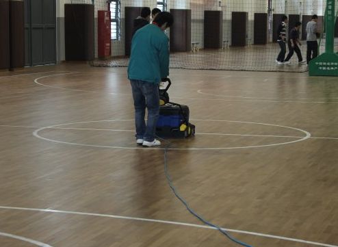 體育運動木地板保養