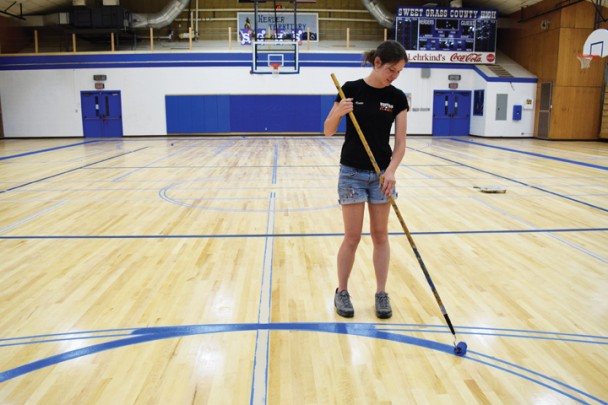 楓木運動木地板表面系統性的維護保養方法