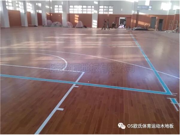 溫州甌海區外國語學校初中分校運動木地板案例