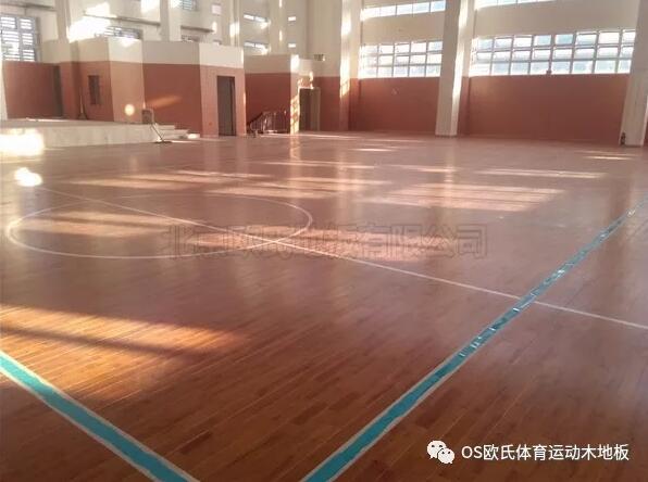 溫州甌海區外國語學校初中分校運動木地板案例