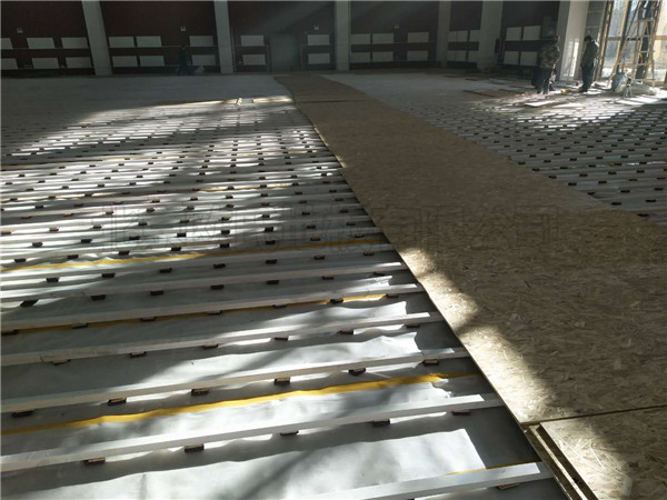 新疆伊犁體校籃球館地板案例 新疆伊犁體校籃球館地板案例