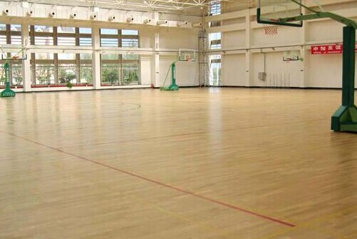 體育行業的專寵兒--體育木地板
