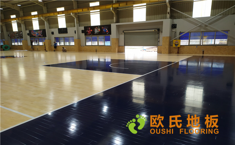 江蘇昆山市博瑞祥汽車公司籃球館木地板案例