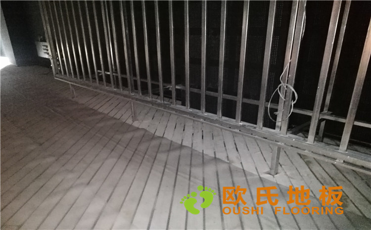 河北廊坊益田同文學校舞臺木地板-歐氏運動木地板