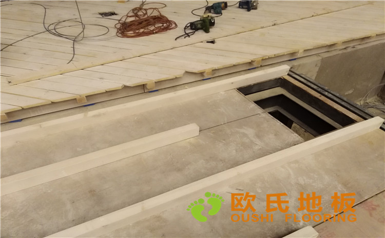 河北廊坊益田同文學校舞臺木地板-歐氏運動木地板